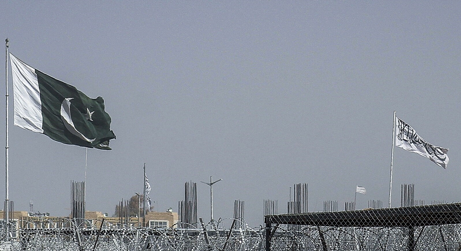 طالبان و پاکستان در قطر مذاکره میکنند