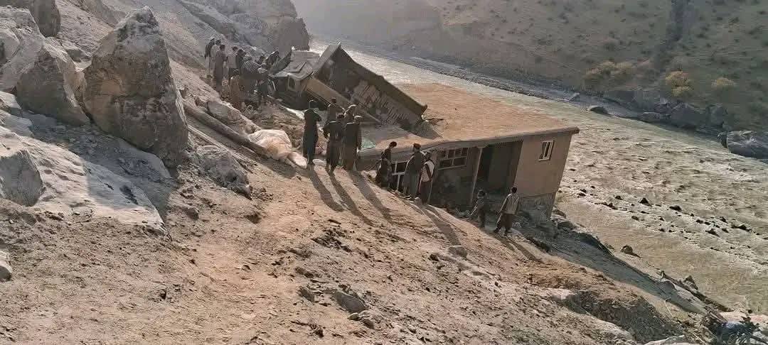 واژگونی موتر در بدخشان؛ ۶ کشته و زخمی