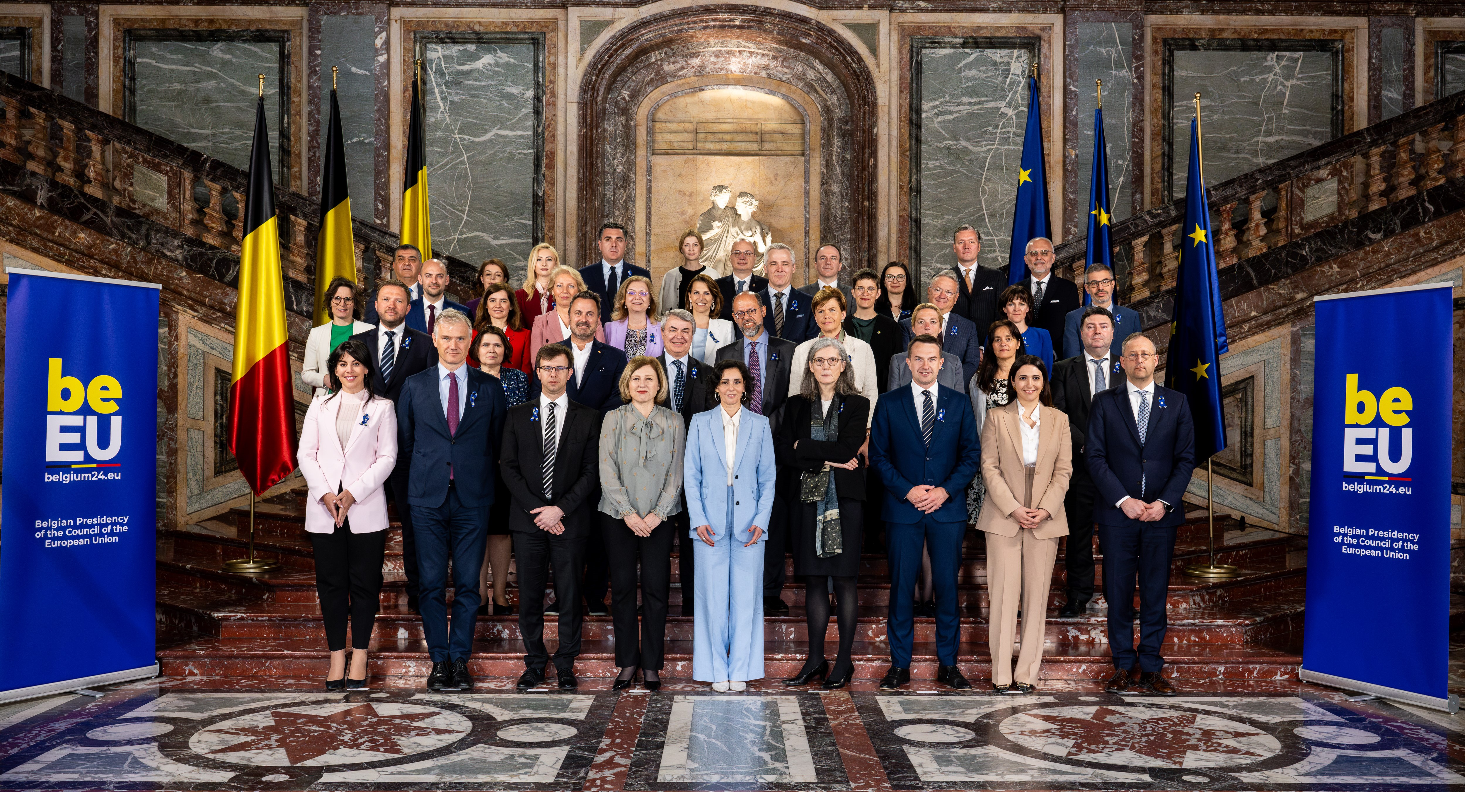 تاکید اتحادیه‌ی اروپا بر ضرورت آموزش دختران افغانستان