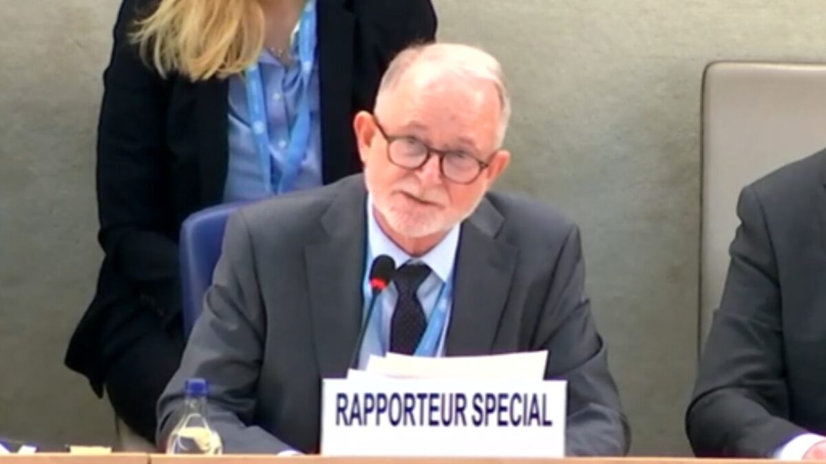 ریچارد بنت: اعدام علنی، غیرانسانی و ظالمانه است