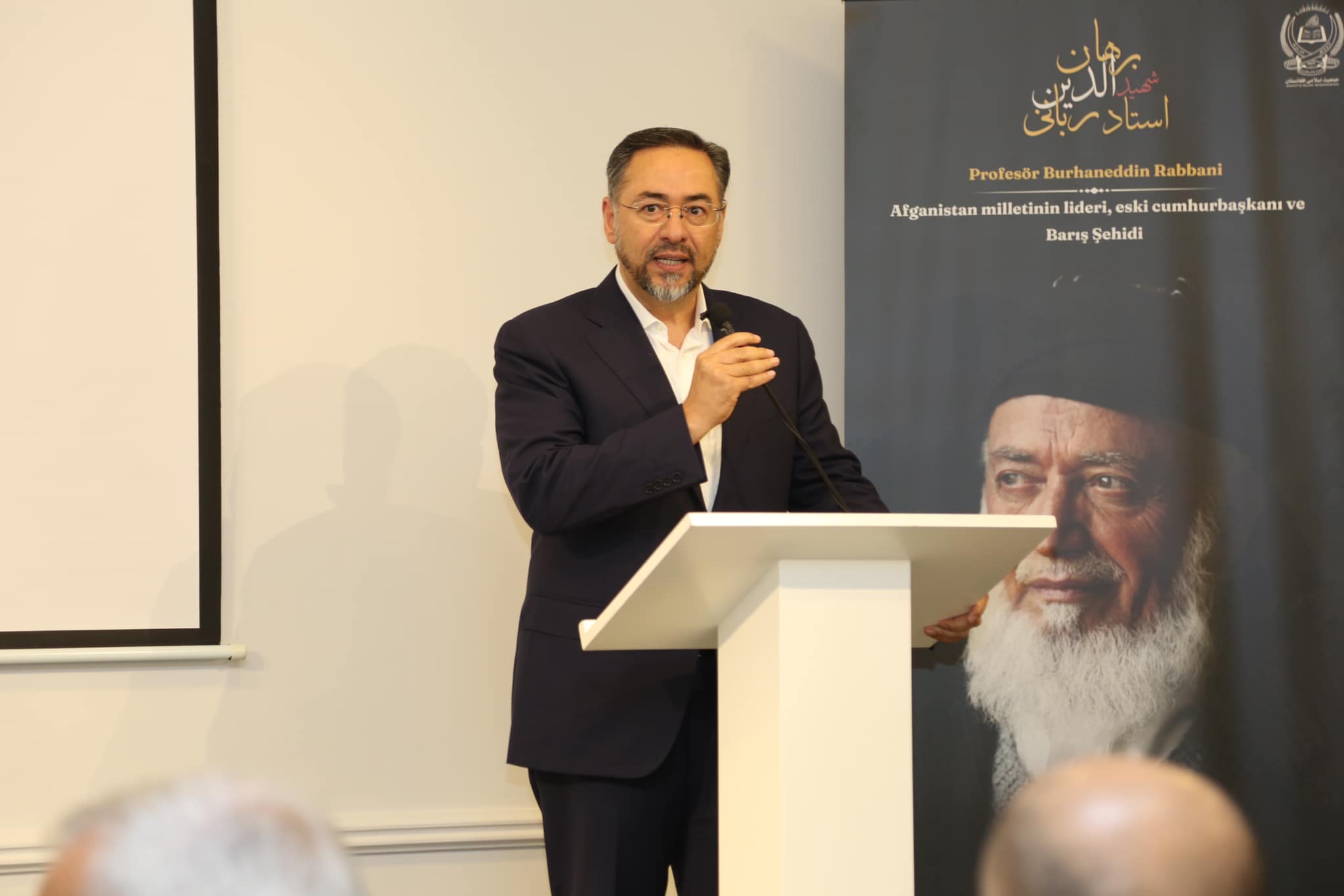 صلاح‌الدین ربانی از شورای عالی مقاومت برای نجات کنار رفت