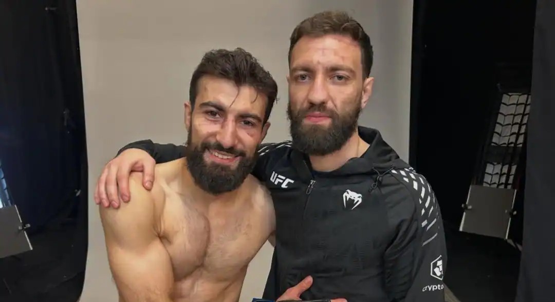 دو برادر رزمی‌کار افغانستان در یو‌اف‌سی پیروز شدند