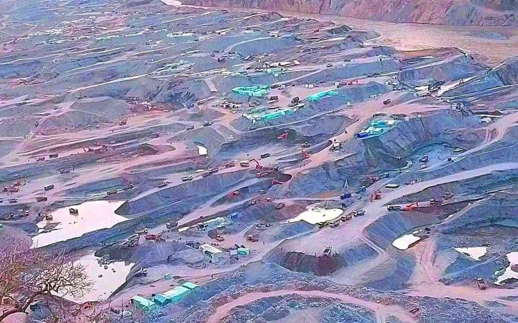 بیشترین عاید طلای بدخشان به جیب برخی چینی‌ها می‌رود