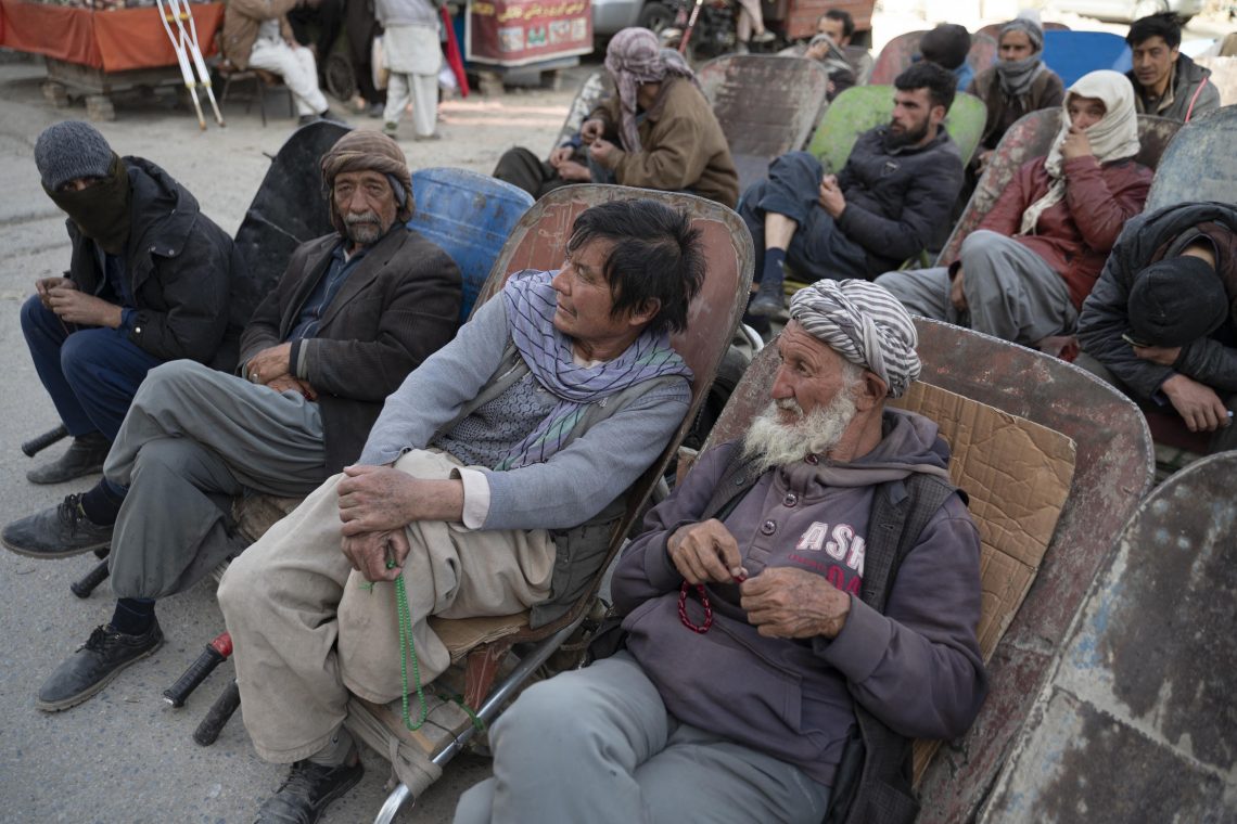 اوچا: بیش از ۲۱ میلیون نفر در افغانستان به کمک بشردوستانه نیاز دارند