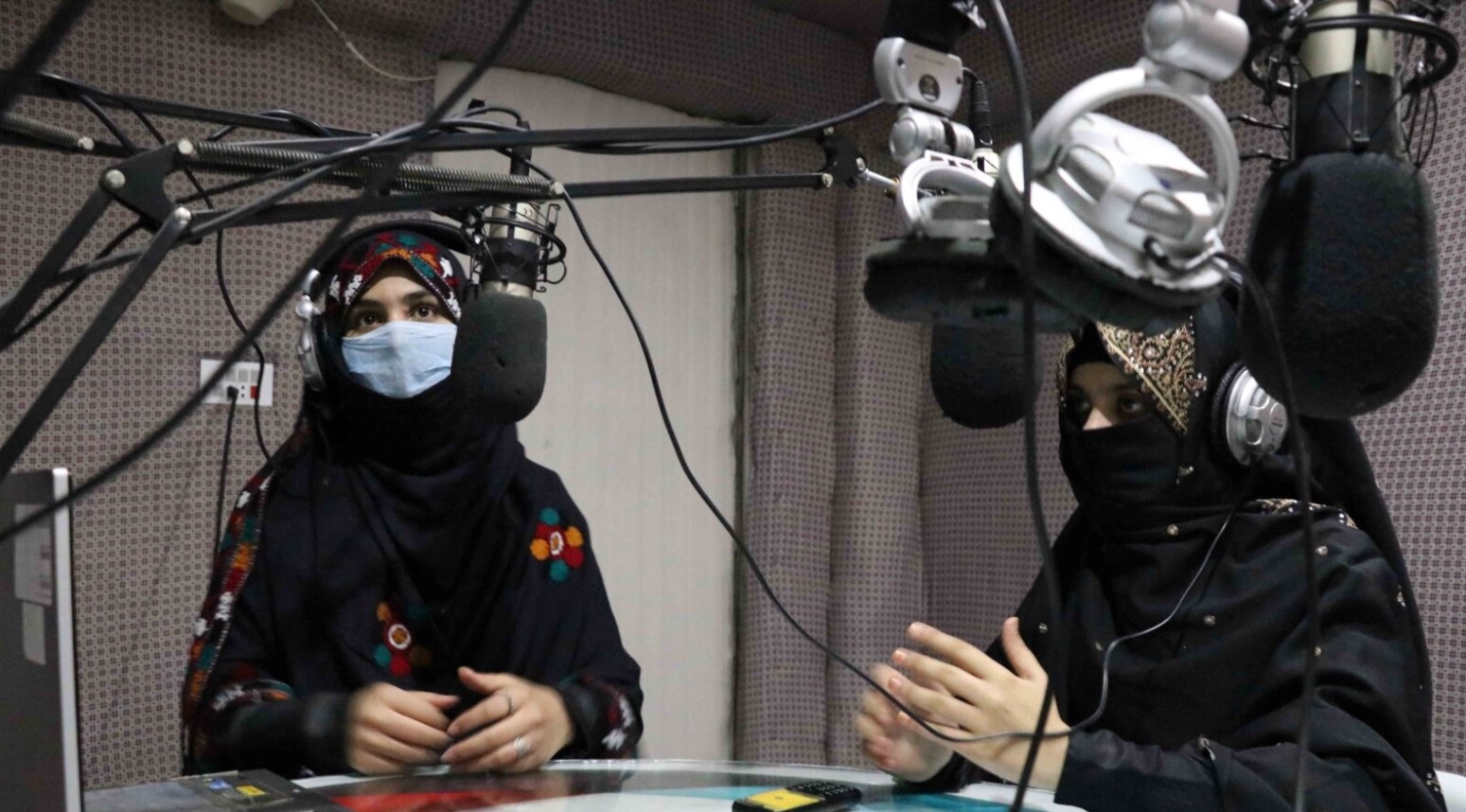 ۸۶ درصد خبرنگاران زن در افغانستان بیکار شده‌اند