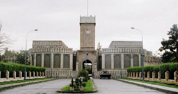 انحصار قدرت و بی‌ثباتی سیاسی در افغانستان