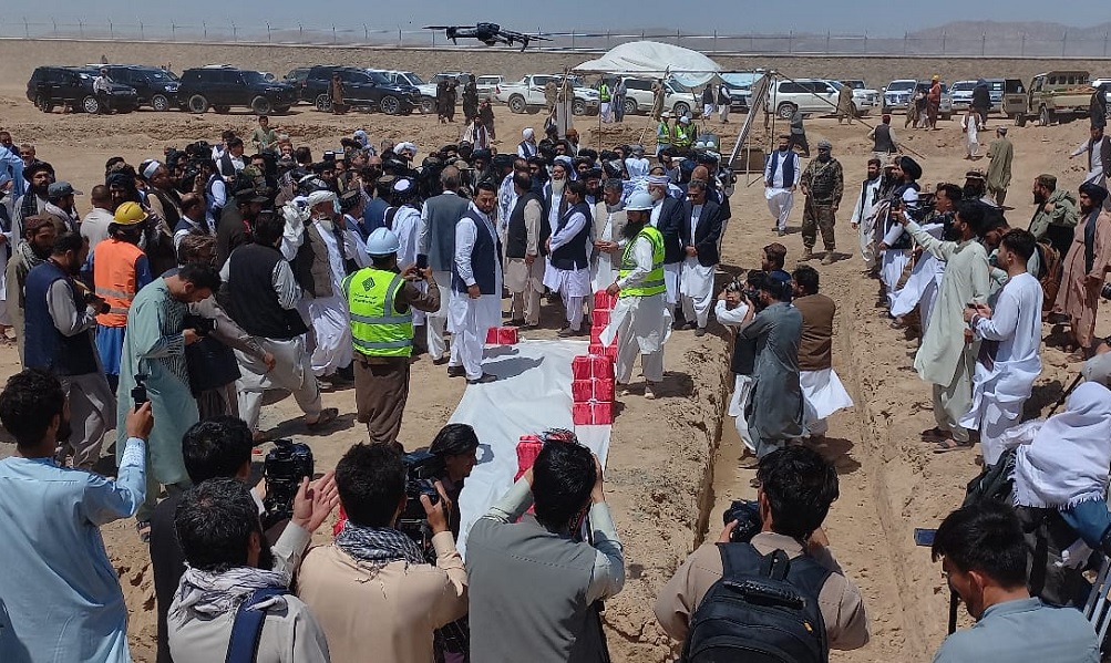 کار ساخت کارخانه‌ی ۱۴۳ میلیون دالری سمنت در هرات آغاز شد