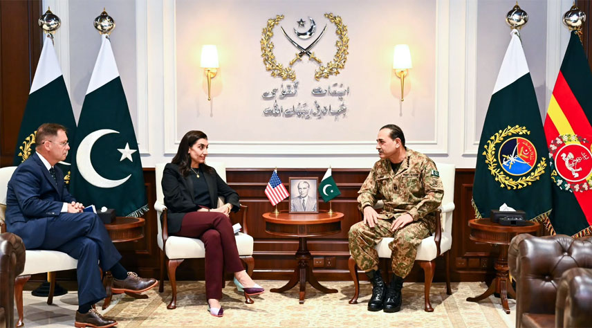 هیات کمیسیون جنگ افغانستان امریکا با فرمانده ارتش پاکستان دیدار کرد