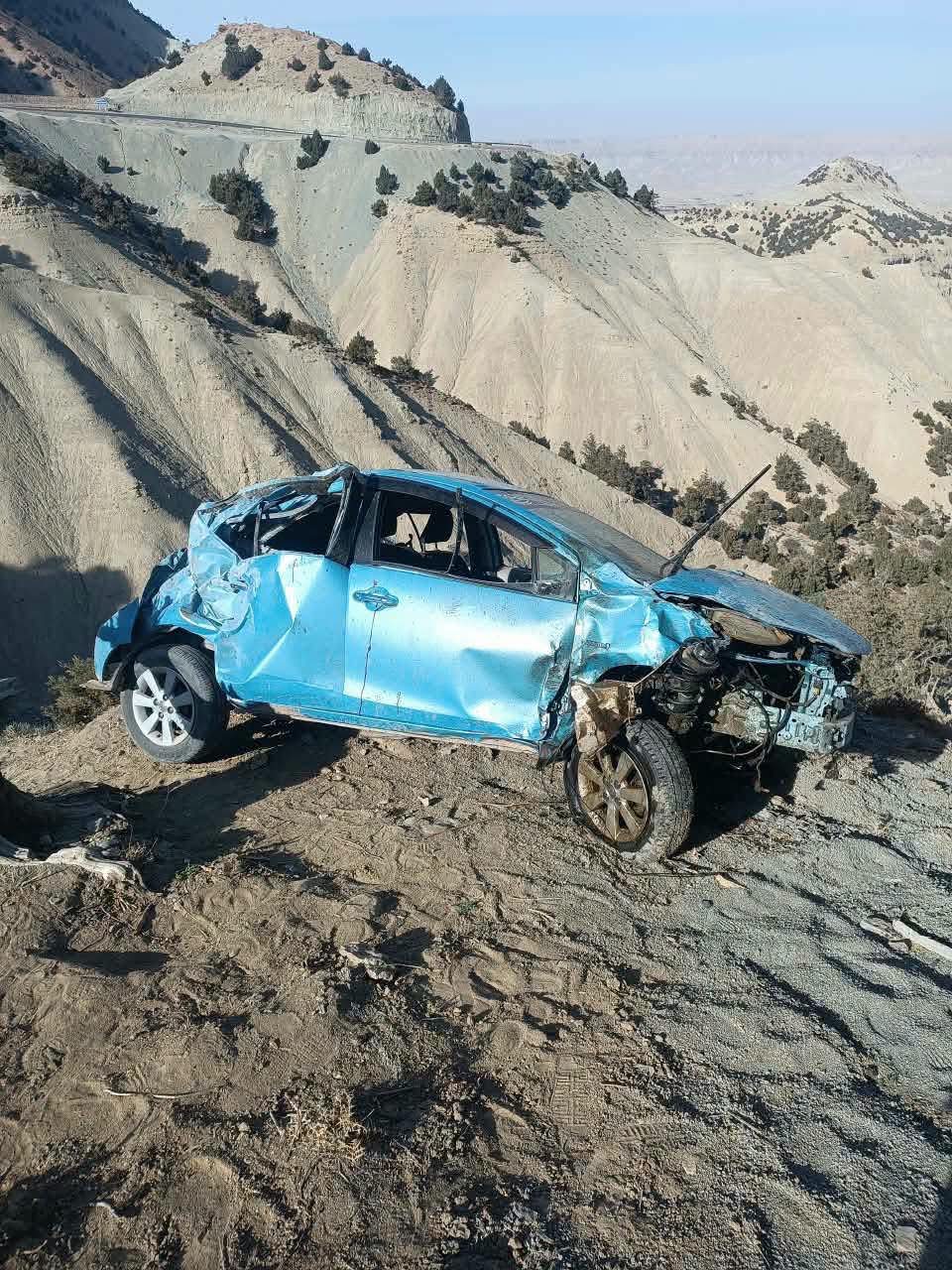 واژگونی موتر در بادغیس؛ چهار تن جان باختند