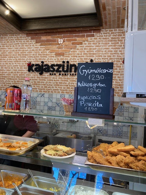 Kajaszünet falóka Jászai 3