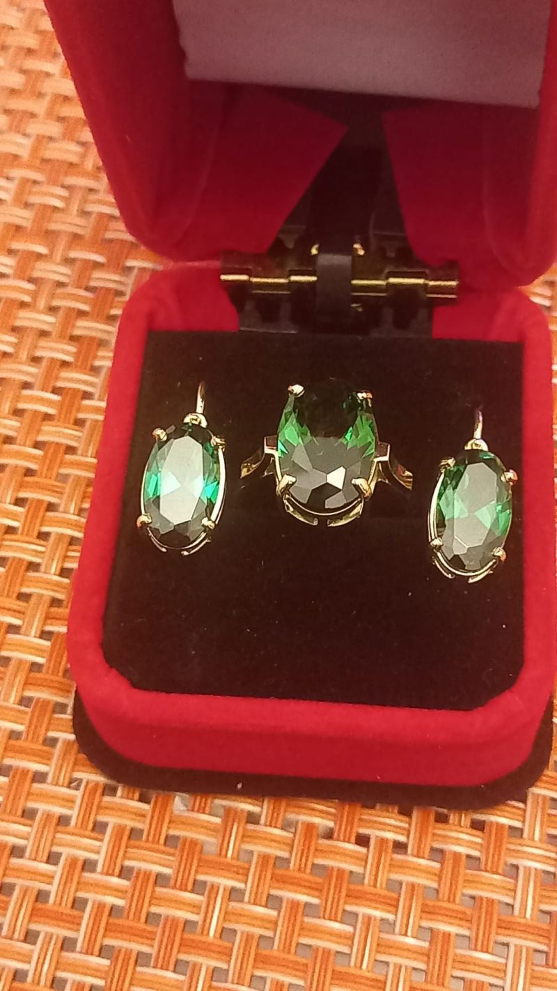 1731668870243-asbijoux-Garnitura-din-aur-si-turmalina-1