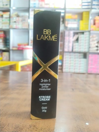 BB LAKME STROBE CREAM( 3-IN-1) HIGHLIGHTER PRIMER MOISTURIZER 