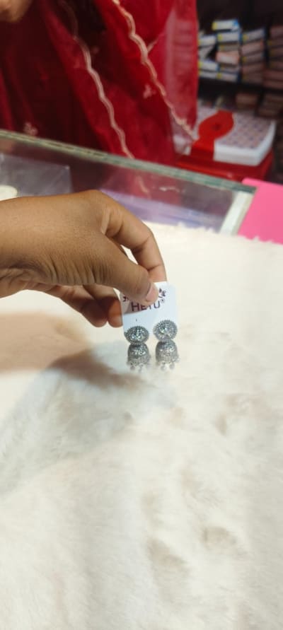 Silver jhumka 