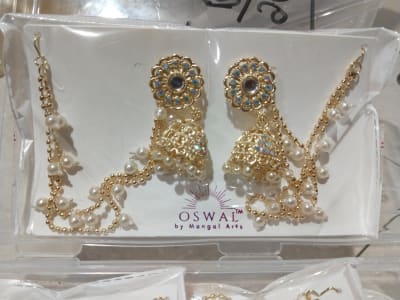 Lovestone White Gold Jhumka For Women Wedding Earrings With Chain Bahubali Jhumki Earrings Diamond Brass Jhumki Earring 