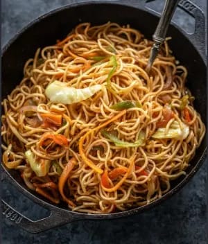 Veg Chowmin - Half Plate