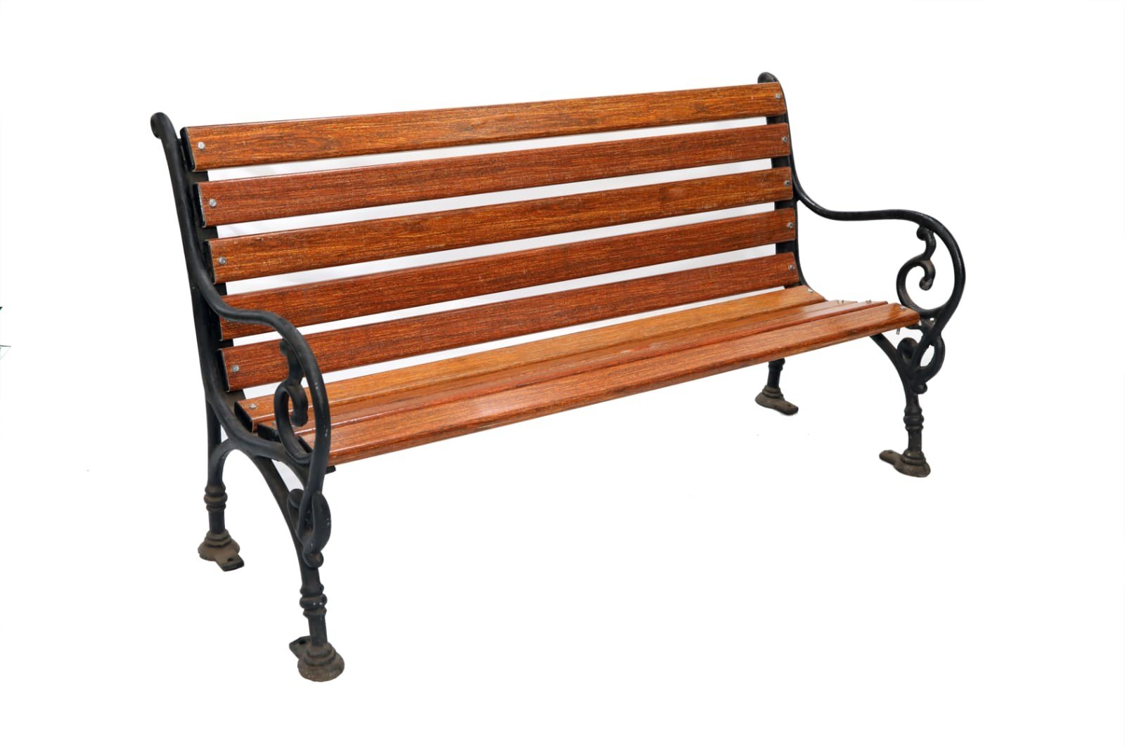 about sports facility lucknow