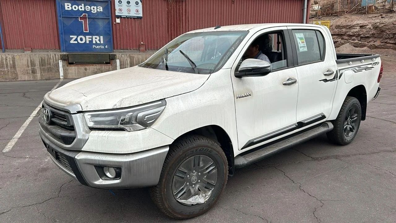 TOYOTA Hilux (2024) 2024, fotografía 1