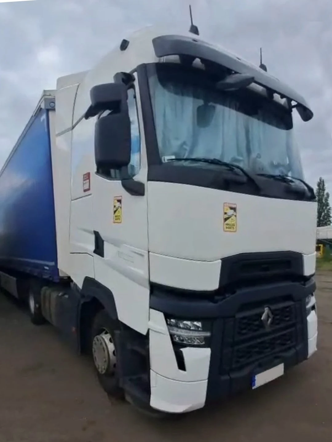 RENAULT T 2022, fotografía 1