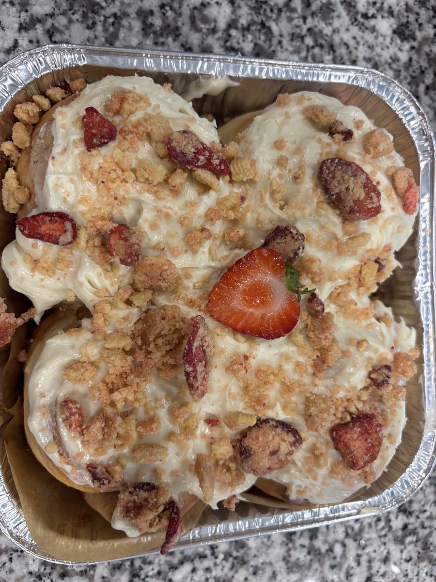 Strawberry Crunch Cinnamon Rolls product photo