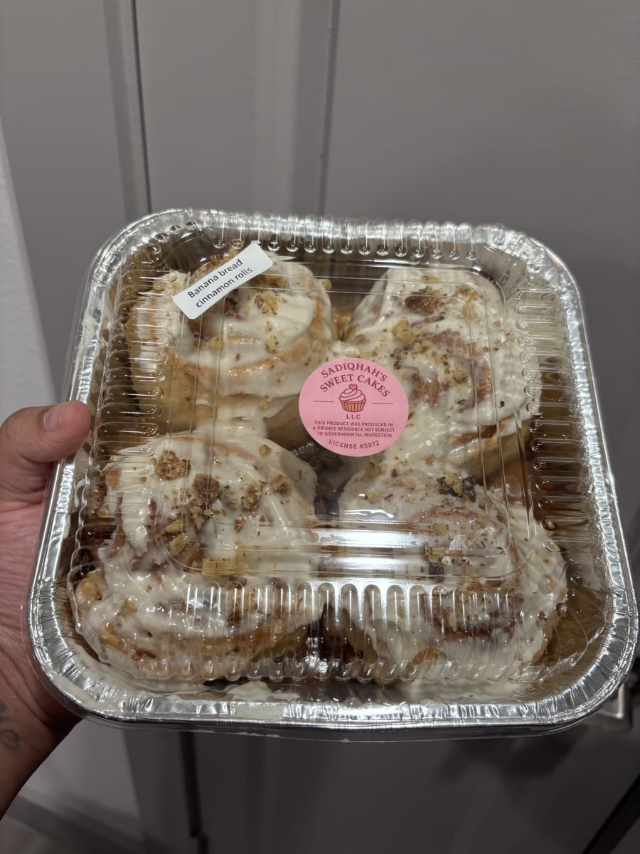 Banana Bread Cinnamon Rolls product photo