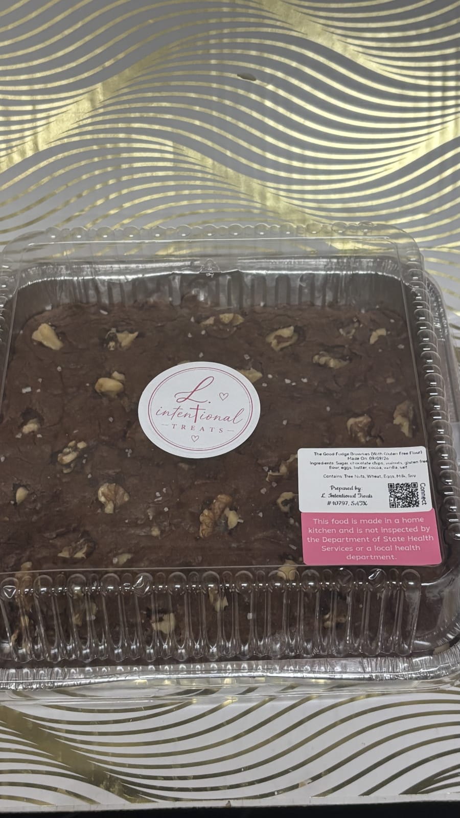 The Good Fudge Brownies w/ Walnuts product photo