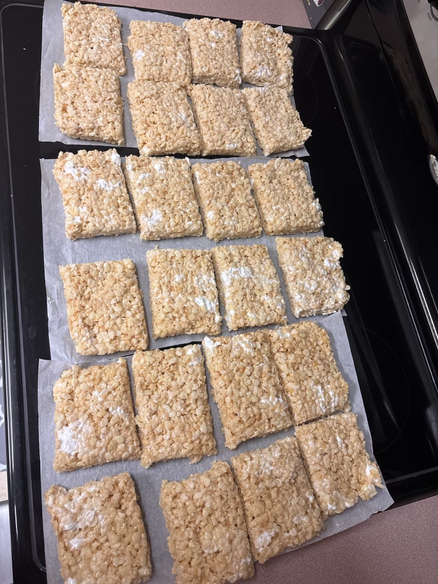 The Good Crispies (13x9) product photo