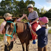 Volunteers make riding dreams possible! Volunteers make riding dreams possible!