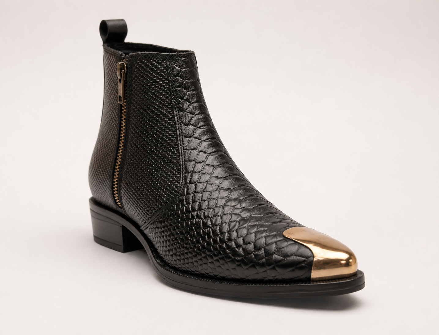 Black Croco Gold Toe Leather Shoe