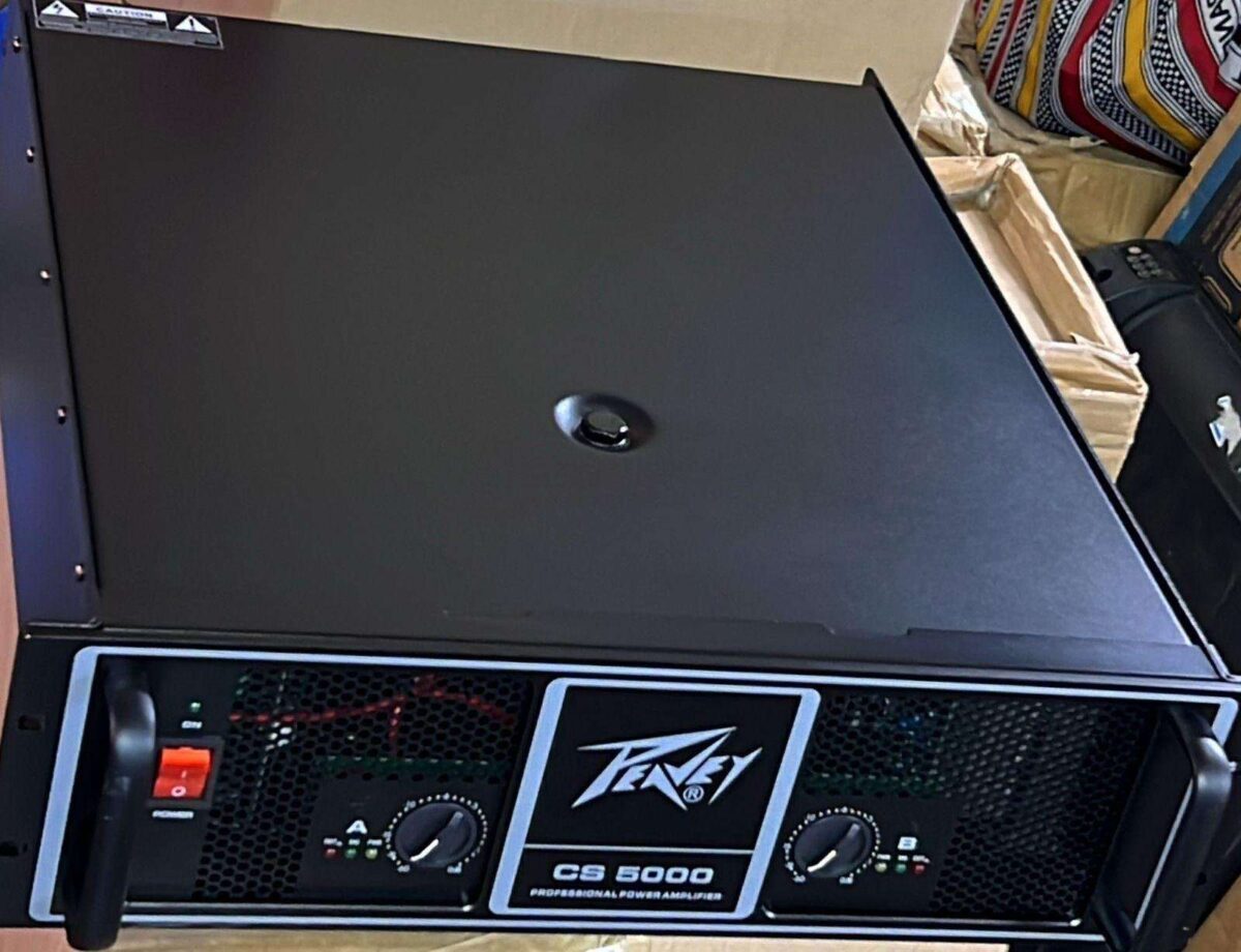 Peavey CS 5000 Professional Power Amplifier - Heavy-Duty Touring Grade - City Sounds Nairobi