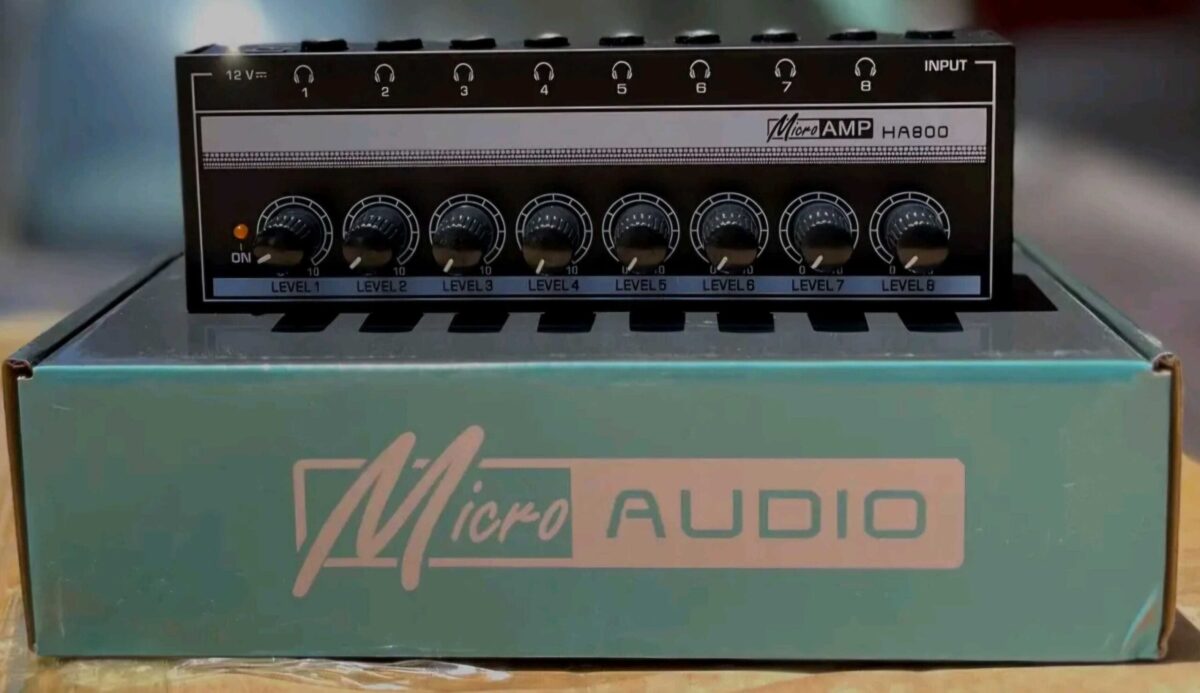 MicroAmp HA800 8-Channel Headphone Splitter - Professional Studio Distribution - City Sounds Nairobi