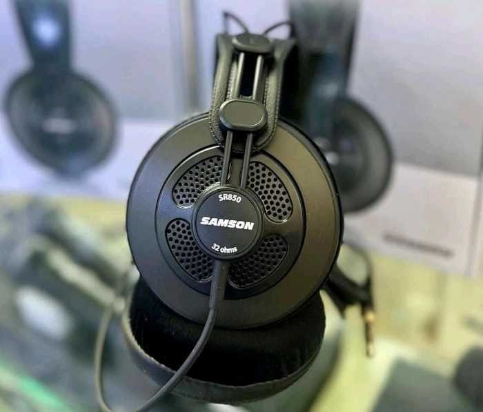 Samson SR850 Semi-Open Studio Headphones - Professional Monitoring - City Sounds Nairobi