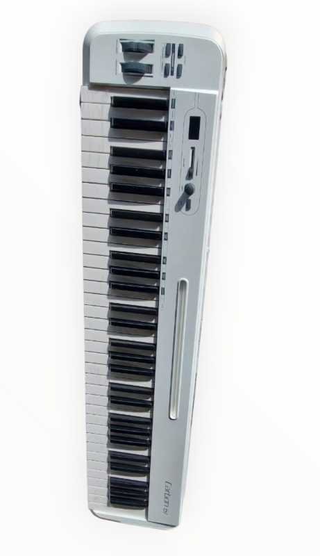 Samson Carbon 61 USB MIDI Keyboard - Semi-Weighted Keys - City Sounds Nairobi