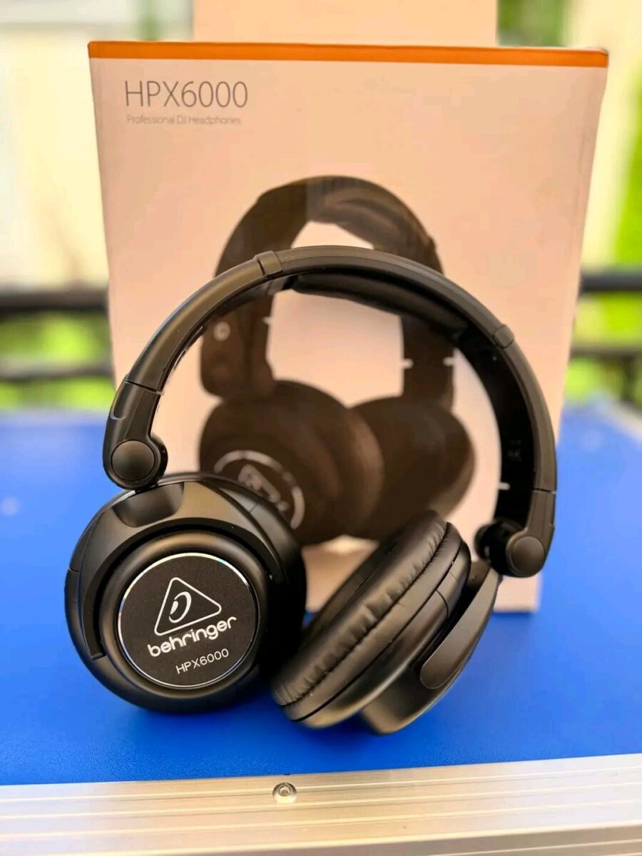 Behringer HPX6000 Studio Monitor Headphones - Pro DJ Grade - City Sounds Nairobi