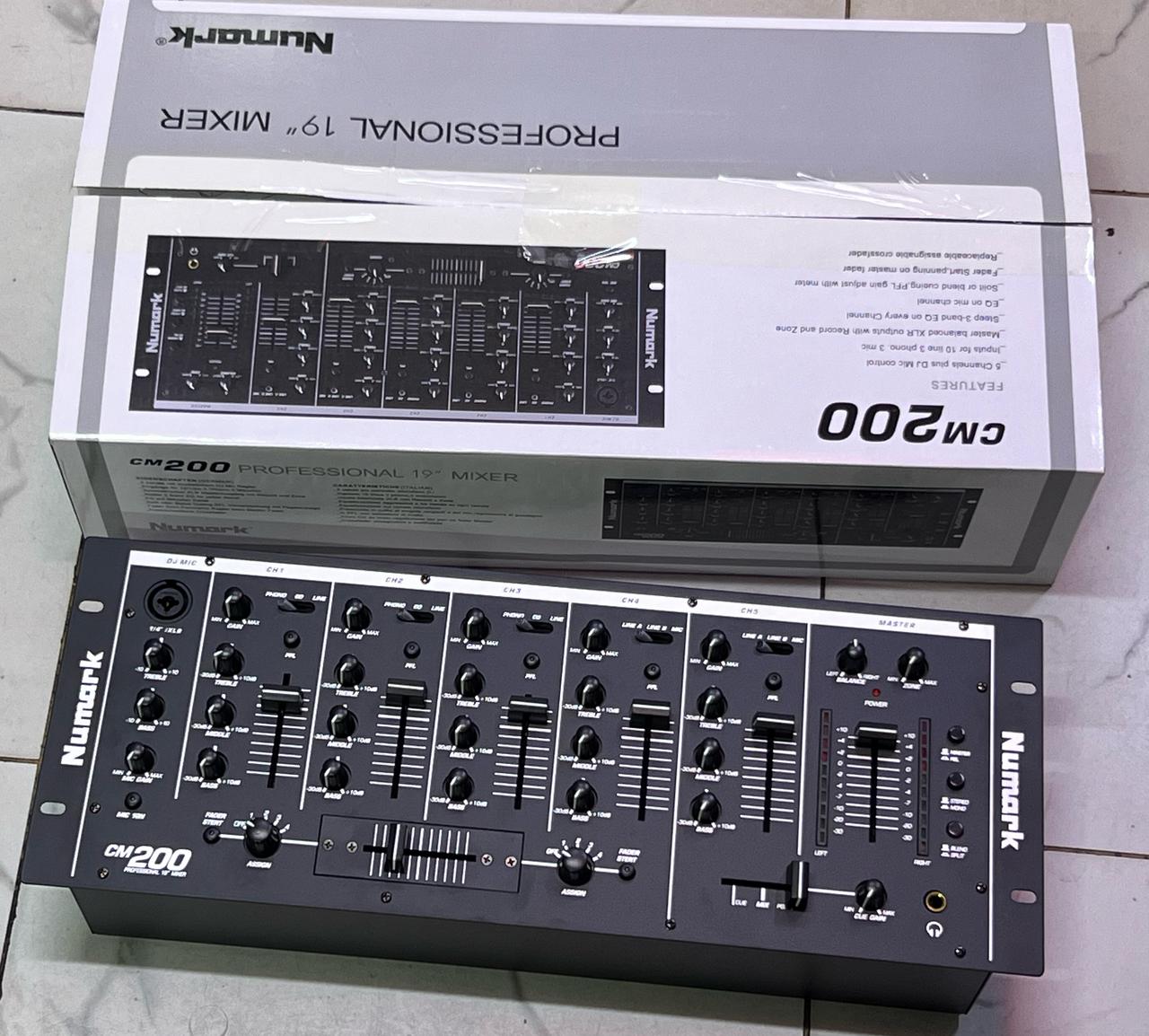 Numark CM200 5-Channel Professional 19" Rackmount DJ Mixer - City Sounds Nairobi