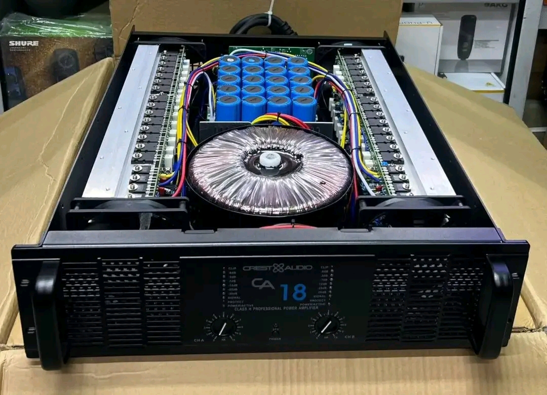 Crest Audio CA18 High Power Amplifier - City Sounds Nairobi