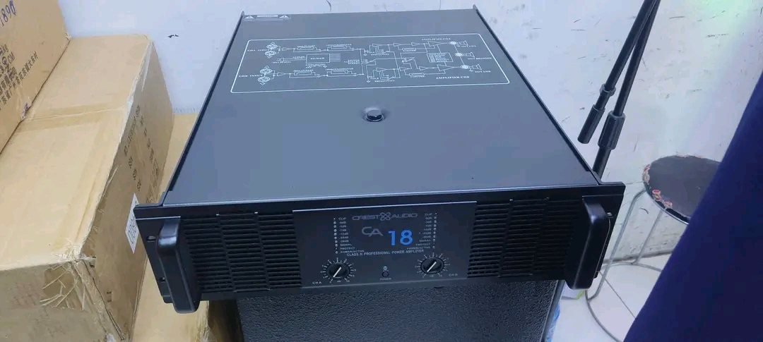 Crest Audio CA18 High Power Amplifier - photo 3 - City Sounds Nairobi