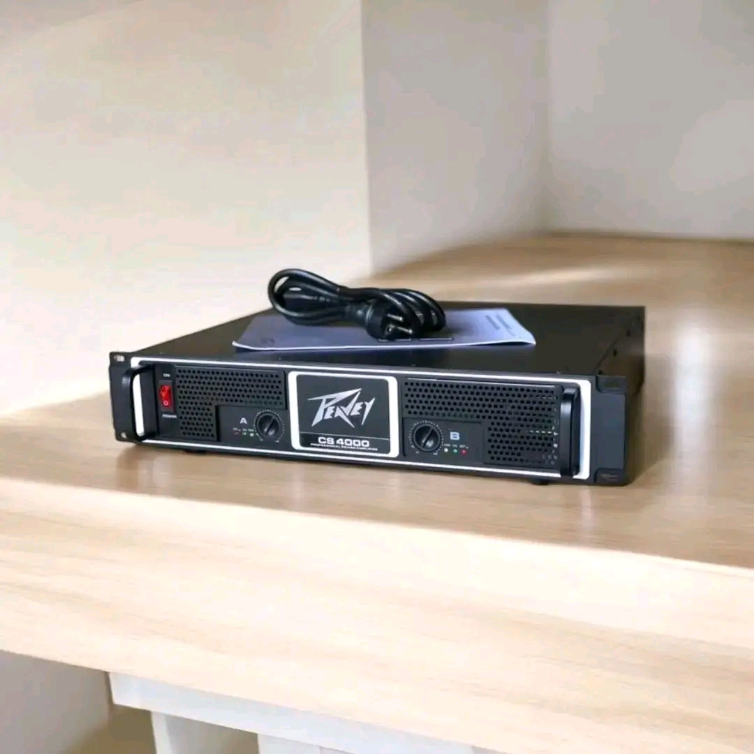 Peavey CS4000 4000W Power Amplifier - City Sounds Nairobi