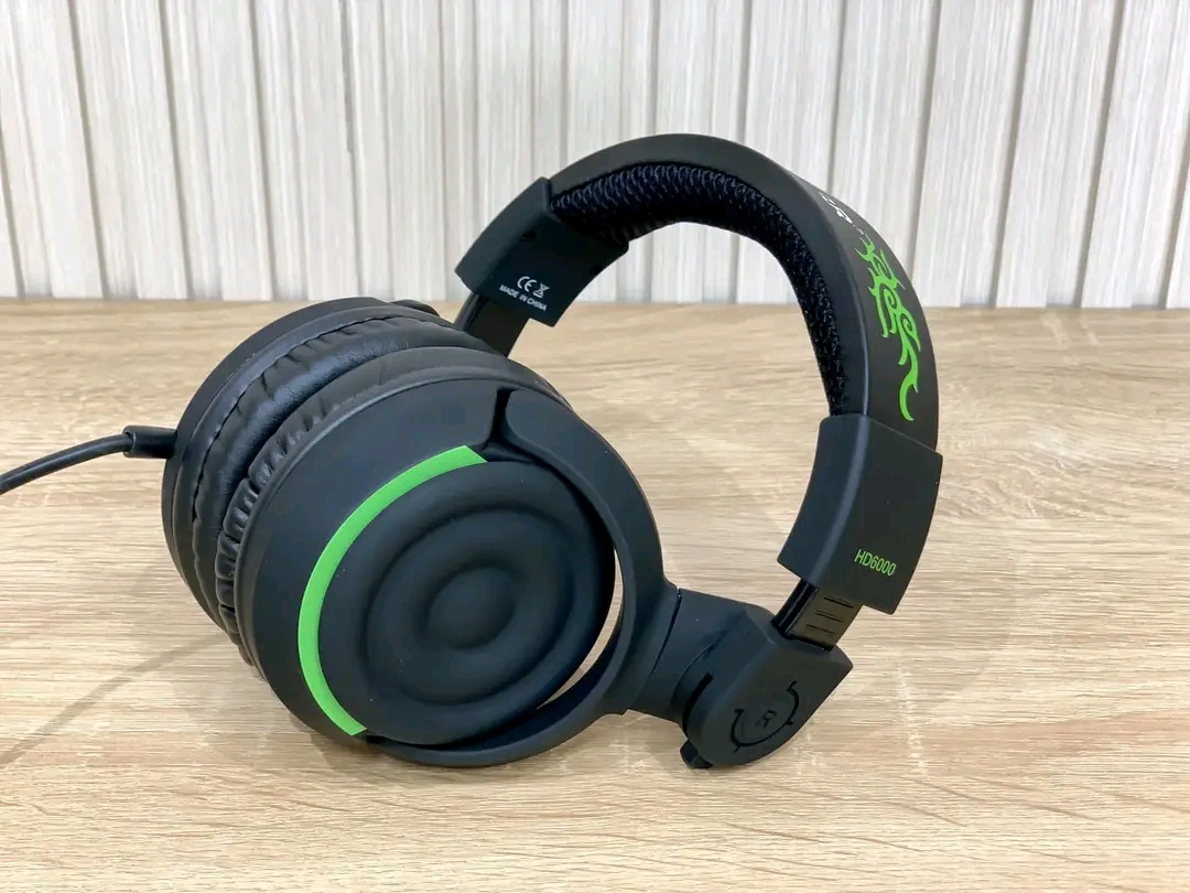 Takstar HD6000 Monitor Stereo Headphones - photo 2 - City Sounds Nairobi