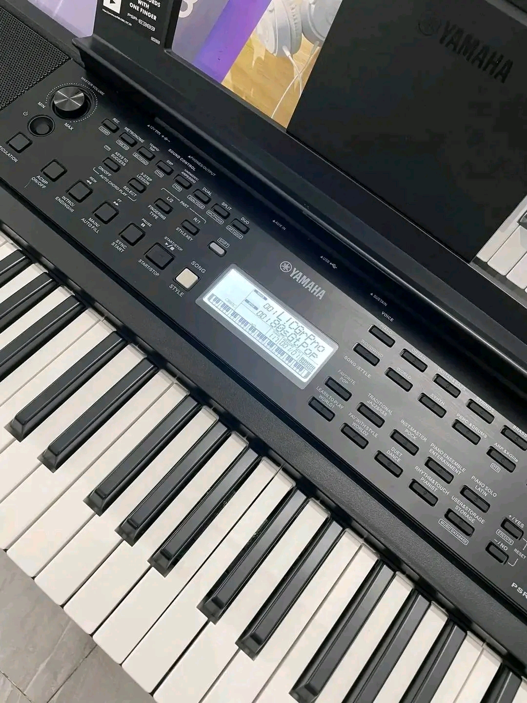 Yamaha PSR-E383 61-Key Portable Keyboard with Auto Accompaniment & Touch Sensitivity - photo 2 - City Sounds Nairobi
