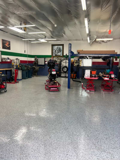 Polyaspartic vs. Epoxy Floor Coatings: Which Is Right for You?