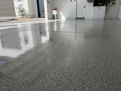 Best Garage Floor Coating: Epoxy vs Polyaspartic vs Polyurea (2026)