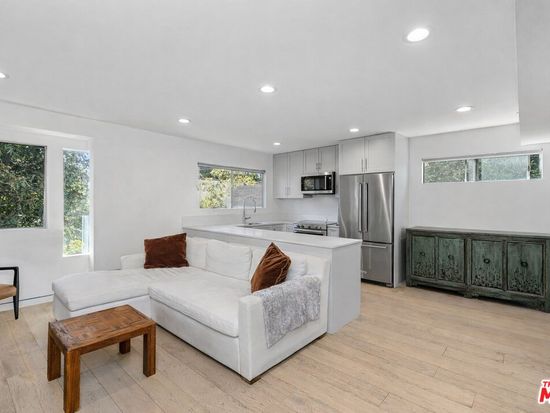 2147 N Beachwood Dr APT 6, Los Angeles, CA 90068 - Image 1