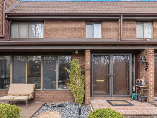 3 Oldfield, Roslyn, NY 11576 - Image 1