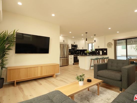 918 N San Vicente Blvd #D, West Hollywood, CA 90069 - Image 1