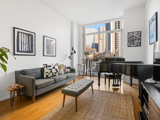 200 Chambers St APT 2N, New York, NY 10007 - Image 1