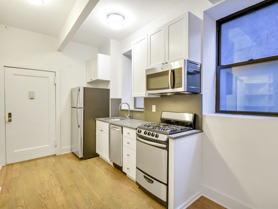 226 E 25th St APT 2A, New York, NY 10010 - Image 1