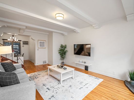 9904 Robbins Dr, Beverly Hills, CA 90212 - Image 1