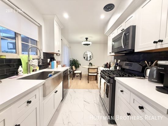 320 N Crescent Dr APT 8, Beverly Hills, CA 90210 - Image 1