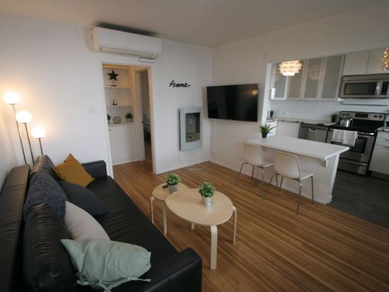 35 Clubhouse Ave APT F, Venice, CA 90291 - Image 1