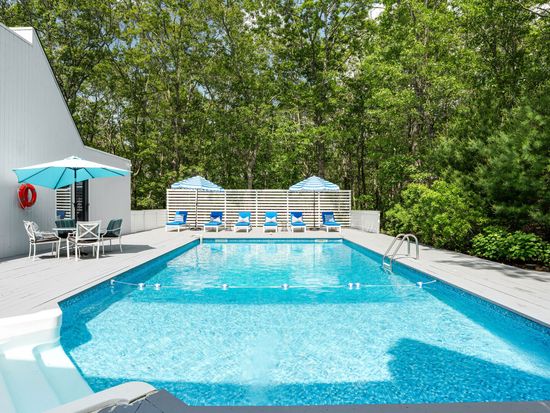 25 Lyme Ln, East Hampton, NY 11937 - Image 1
